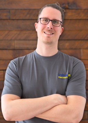 Erick-Torben Bothe von der Inbau Tischlerei